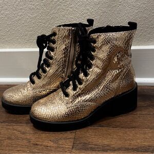 Scoop Rose Gold Faux Snakeskin Lace-Up Ankle Boots Block Heel Size 6.5